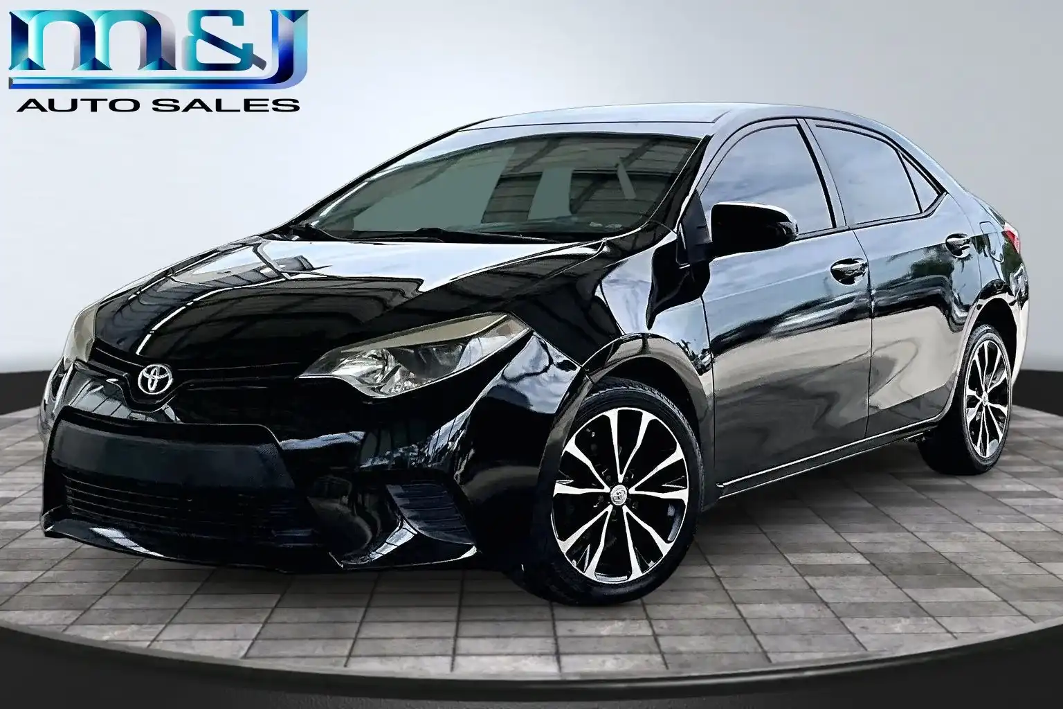 2015 Toyota Corolla L AT's photo