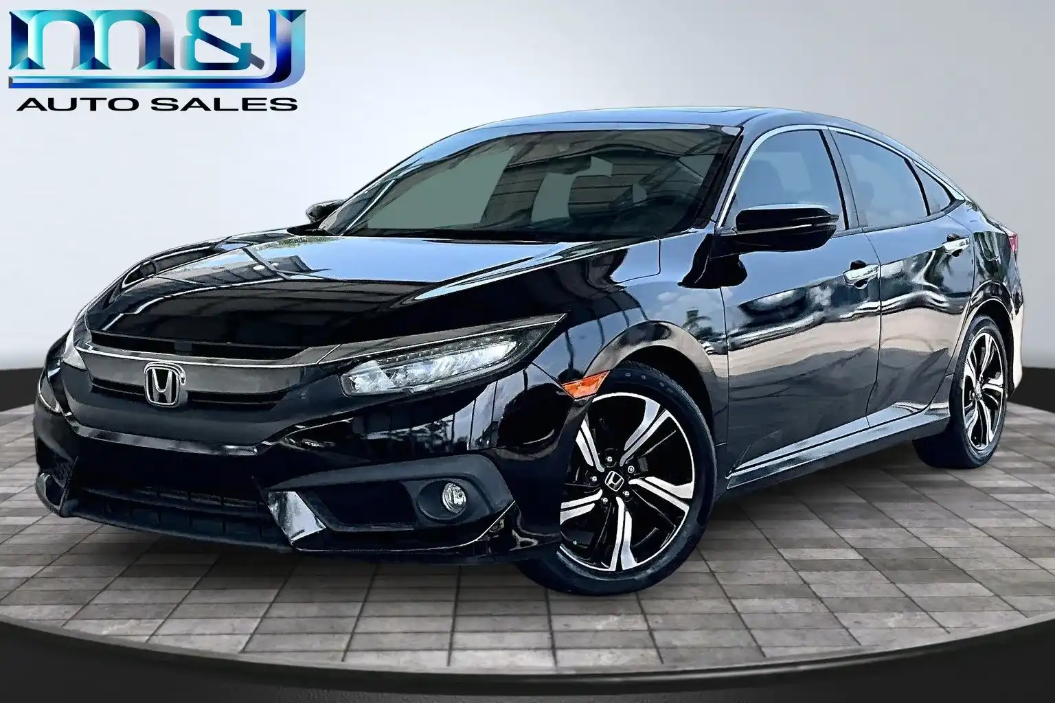 2016 Honda Civic Touring CVT's photo