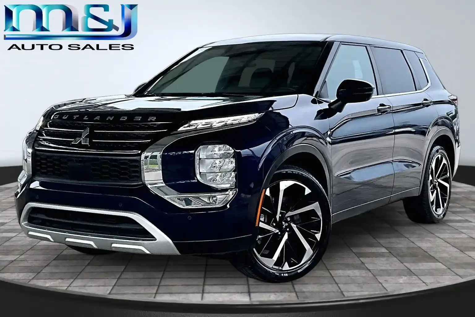 2024 Mitsubishi Outlander SE FWD's photo