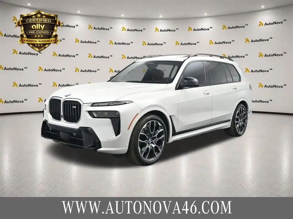 2024 BMW X7 M60i's photo