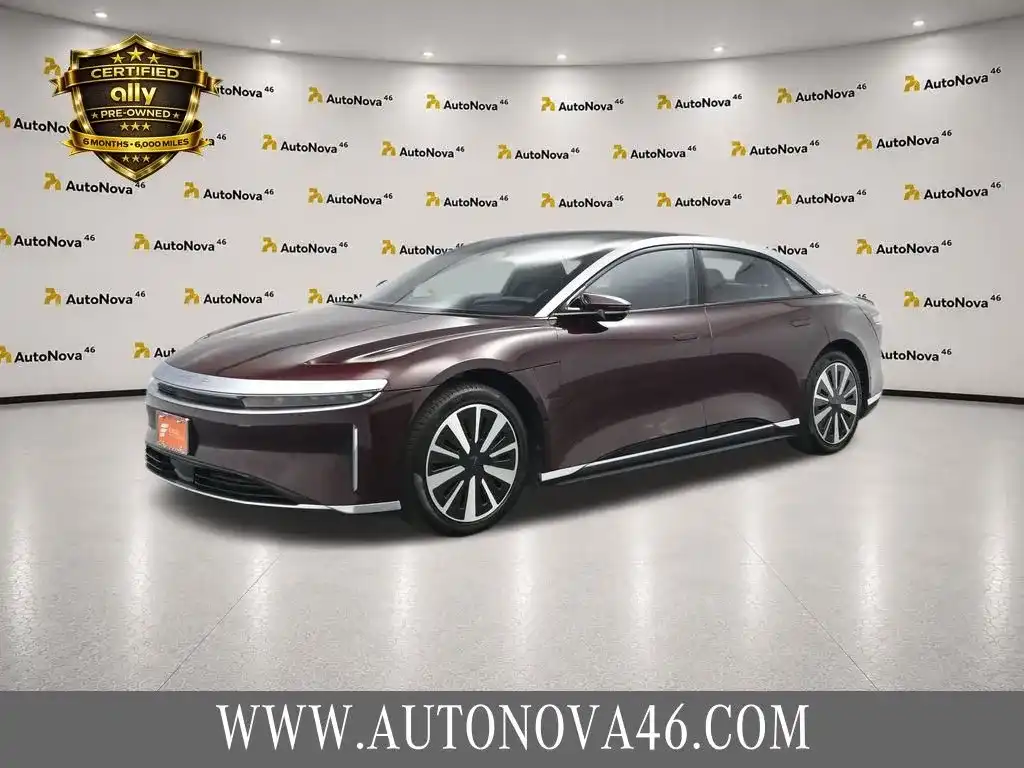 2024 Lucid Air Touring's photo