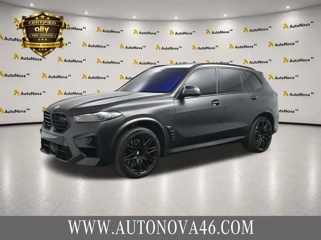 2024 BMW X5 M Competition's photo
