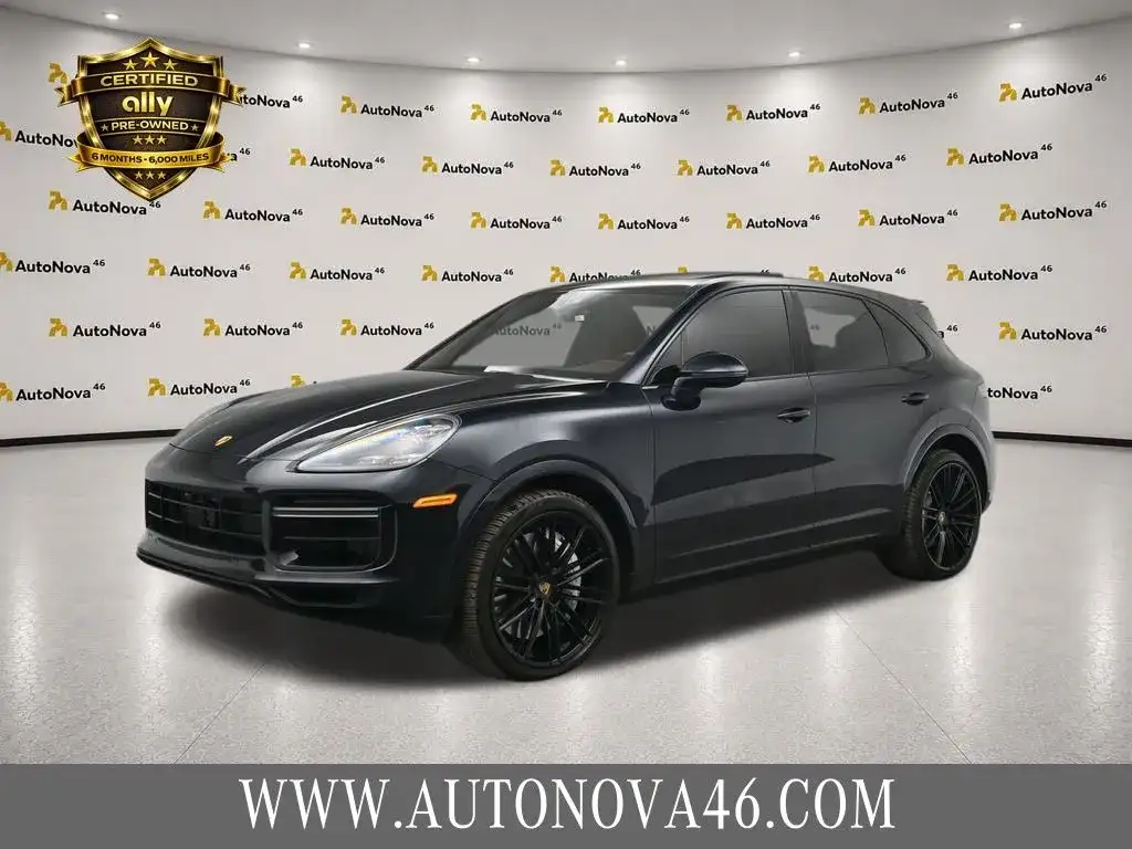 2021 Porsche Cayenne Turbo's photo