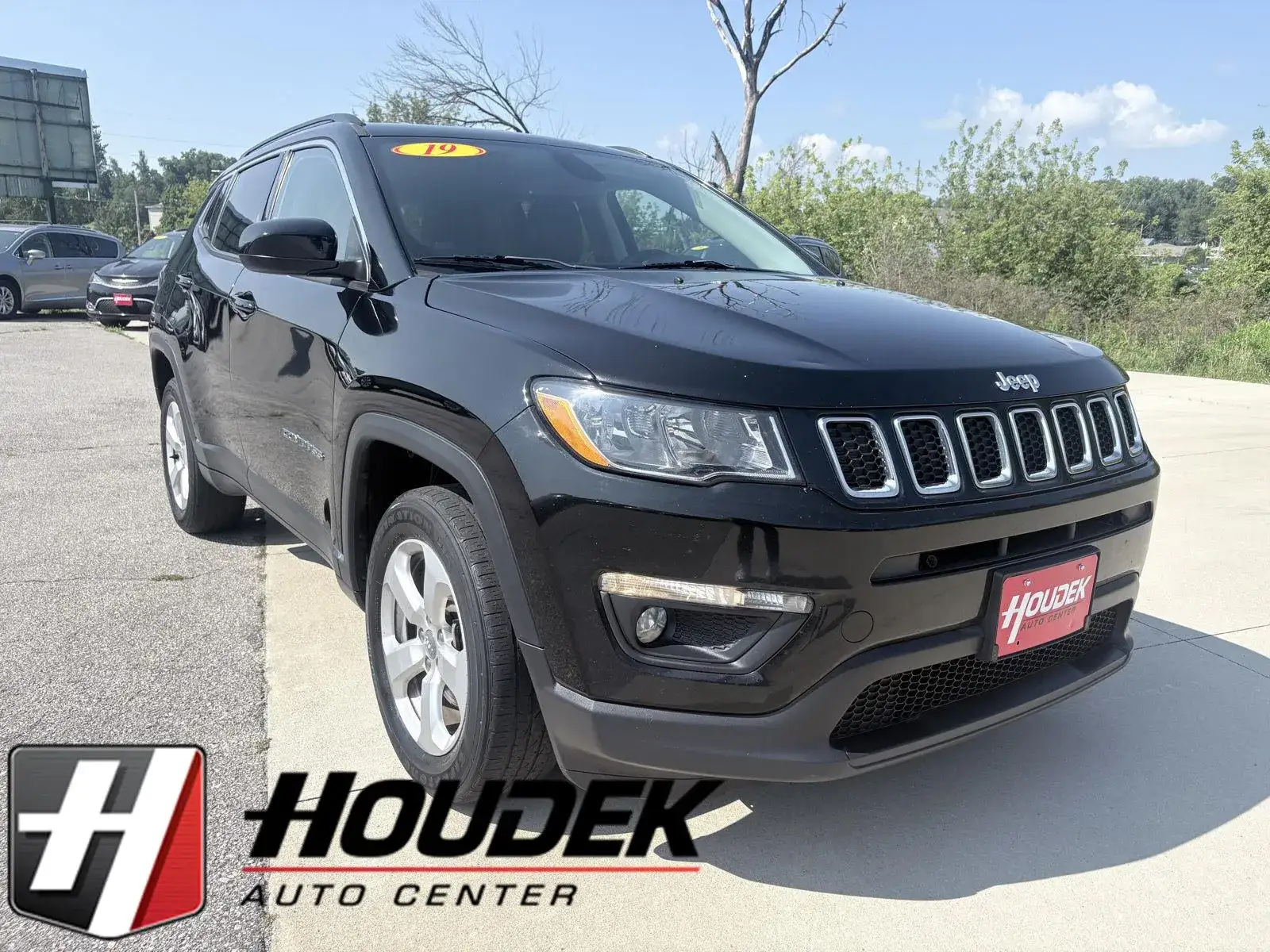 2019 Jeep Compass Latitude 4X4 photo 1