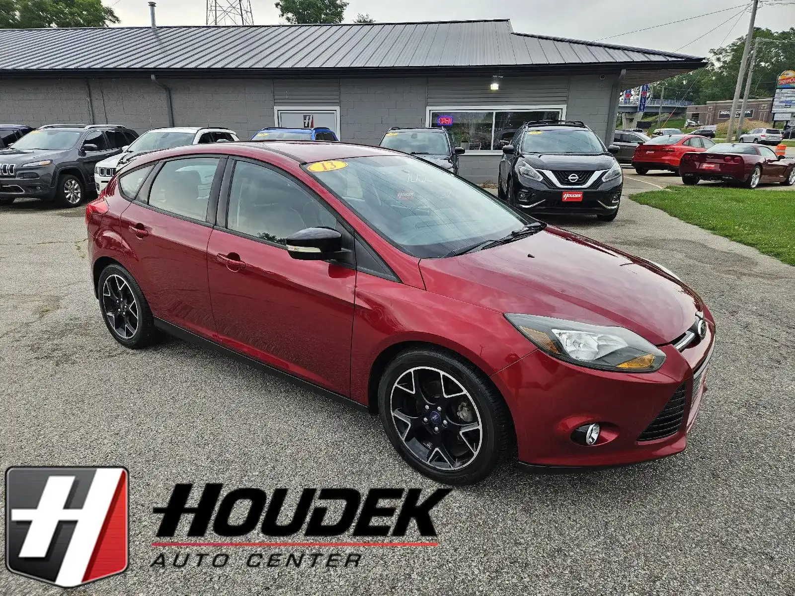 2013 Ford Focus 5 Door Hatch SE's photo