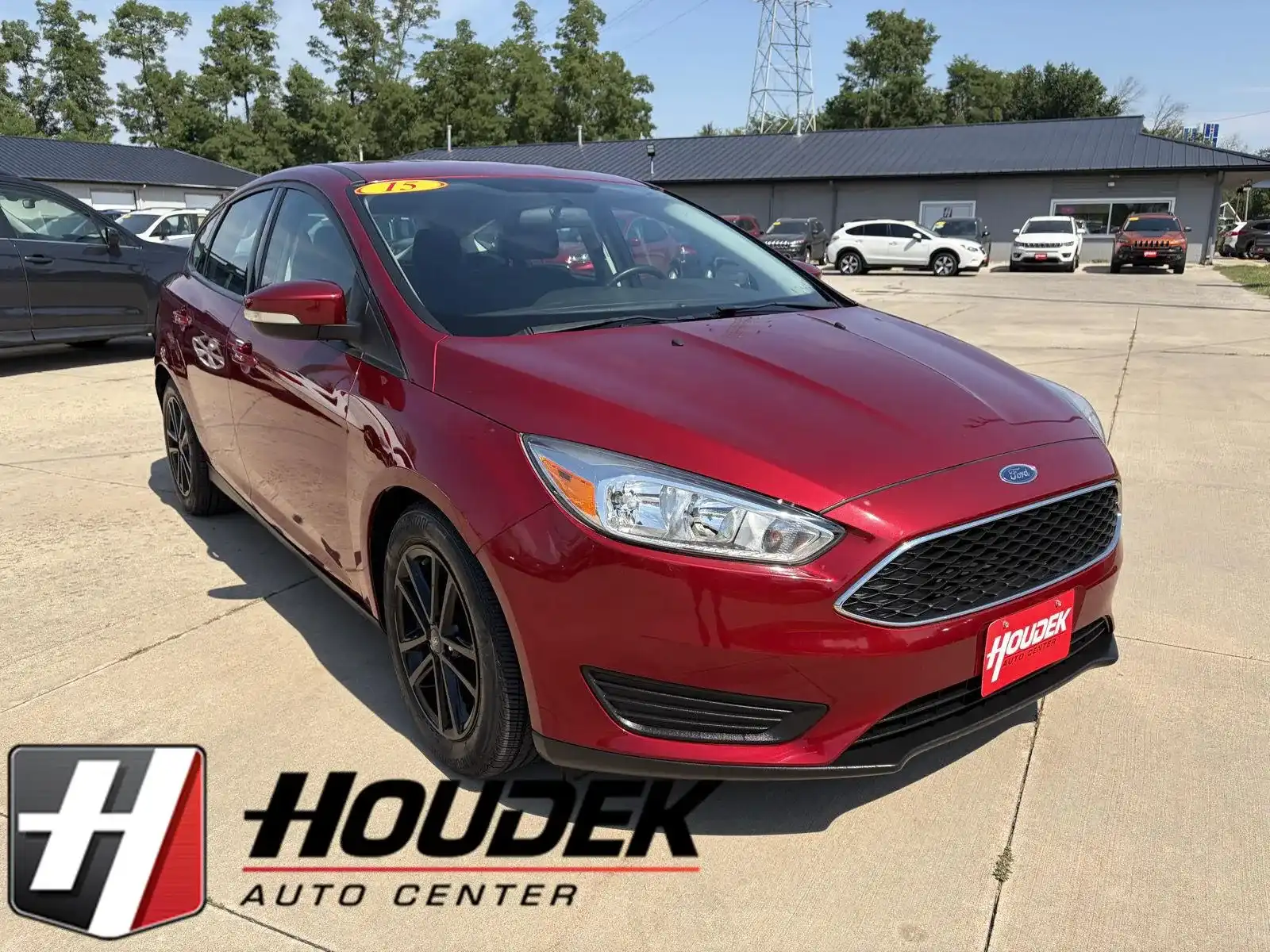 2015 Ford Focus SE Hatchback 5-Door's photo