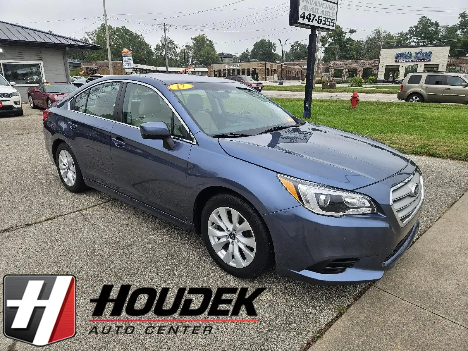 2017 Subaru Legacy 2.5i Premium's photo