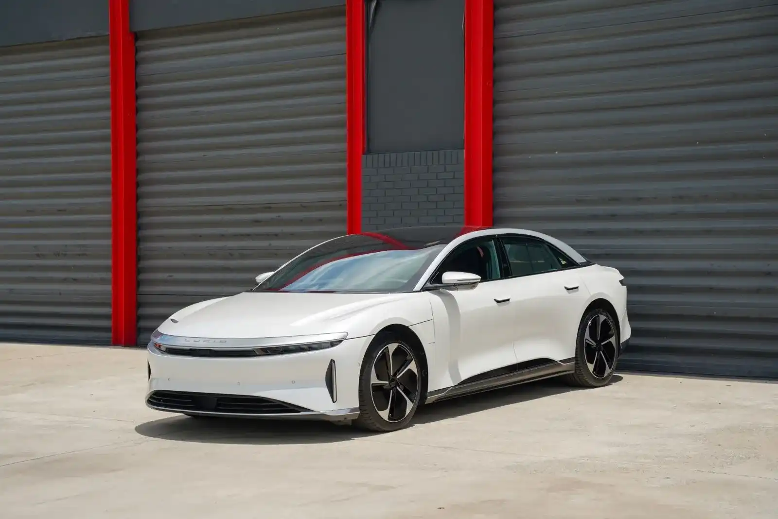 2023 Lucid Air Touring's photo