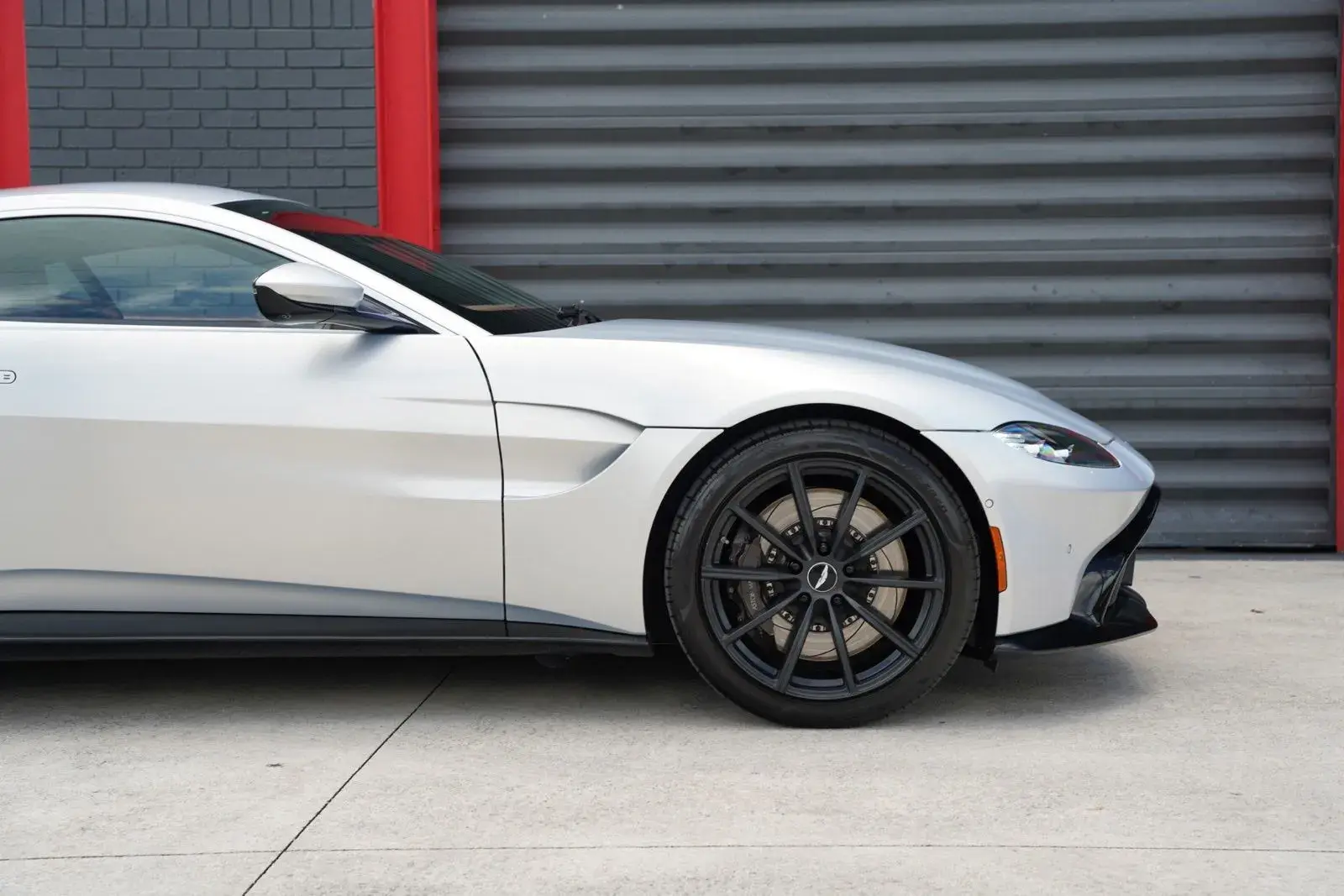2020 Aston Martin Vantage 4.0 V8 photo 4
