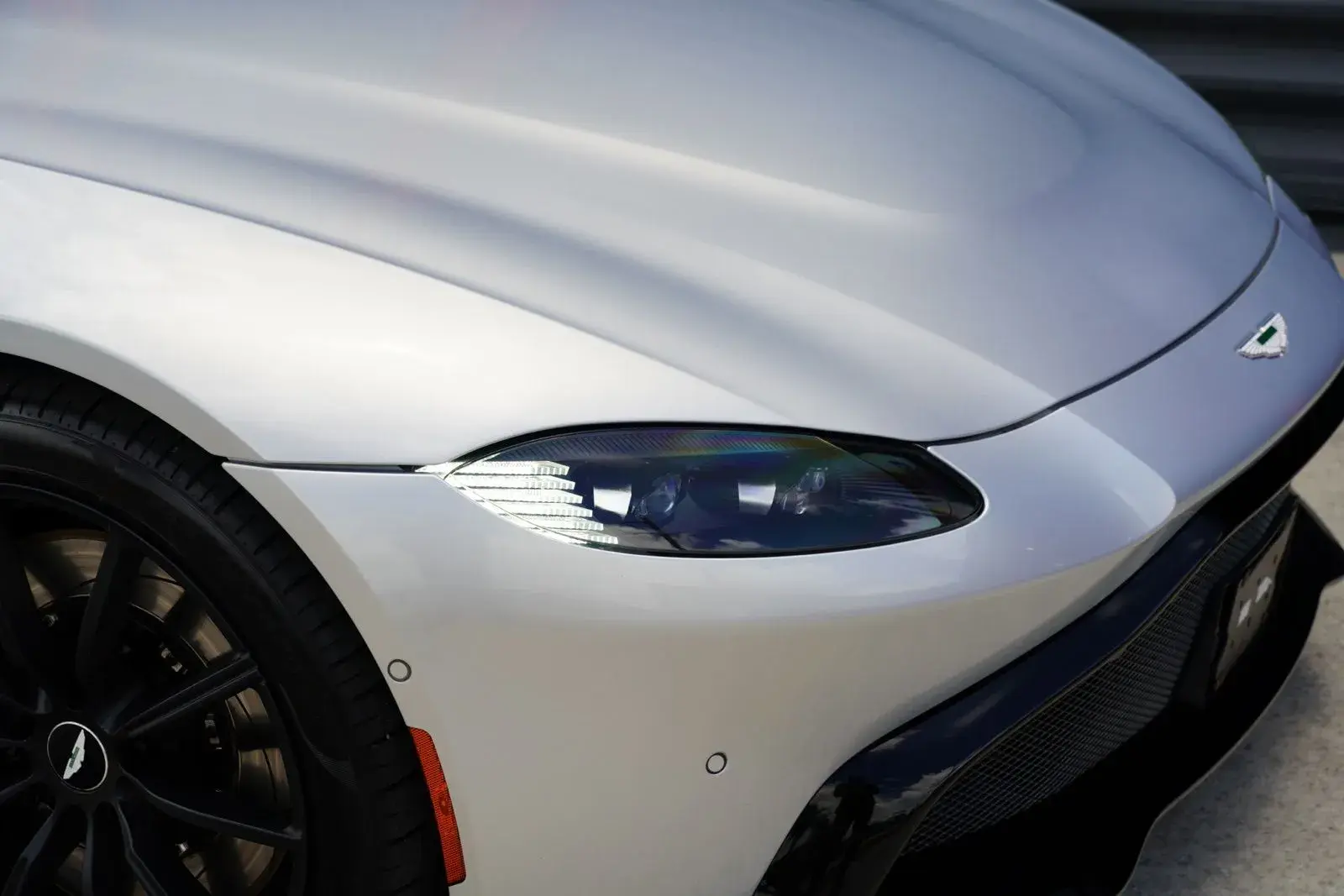 2020 Aston Martin Vantage 4.0 V8 photo 5