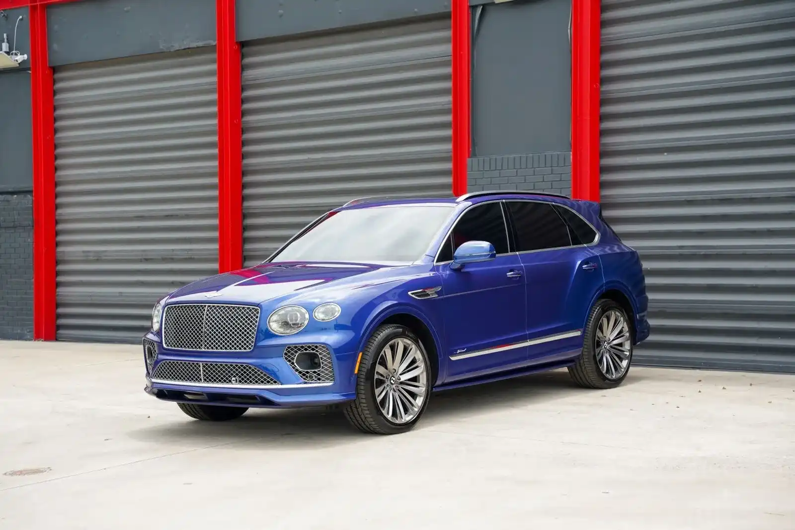 2021 Bentley Bentayga W12 Speed's photo