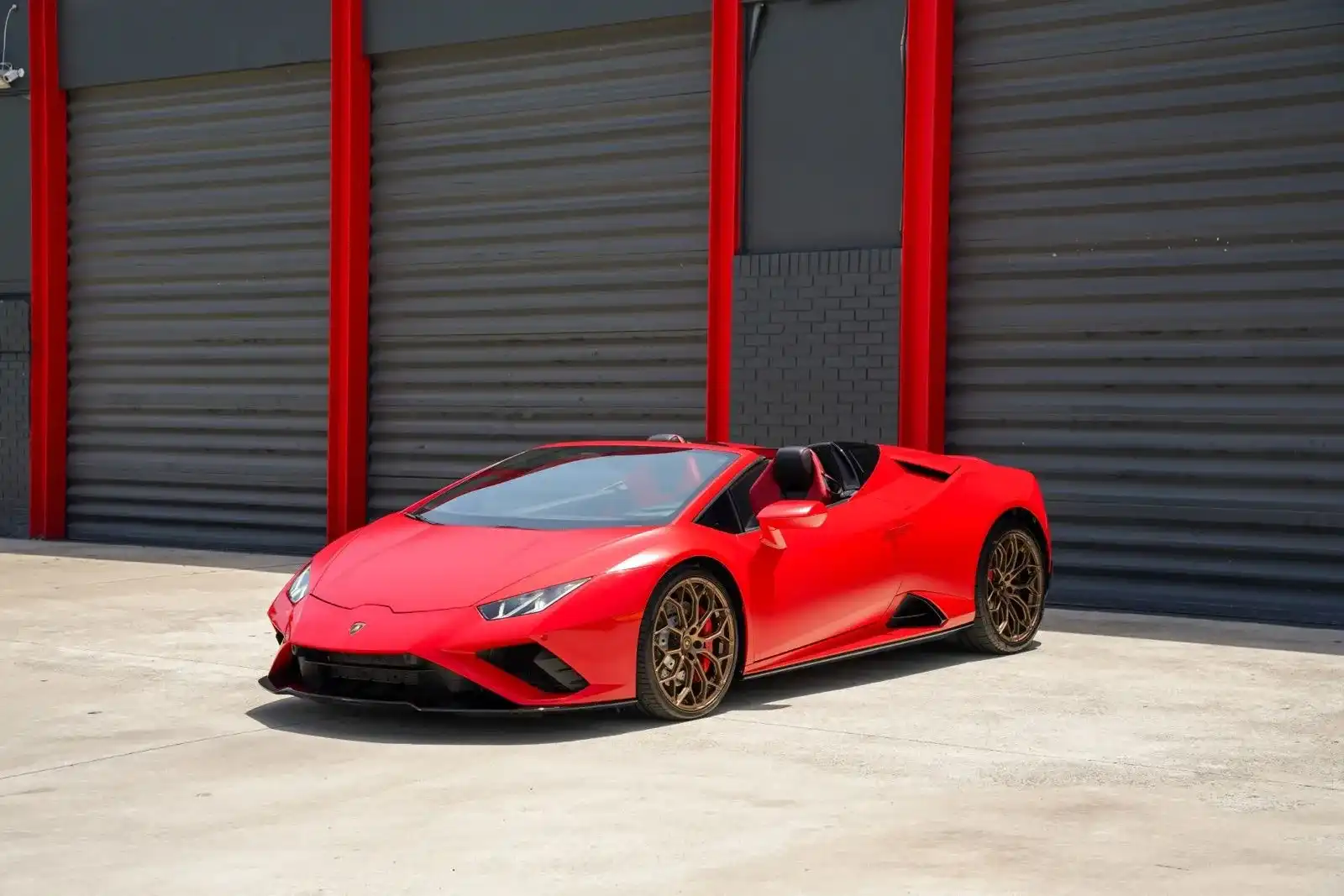 2022 Lamborghini Huracan EVO Spyder's photo