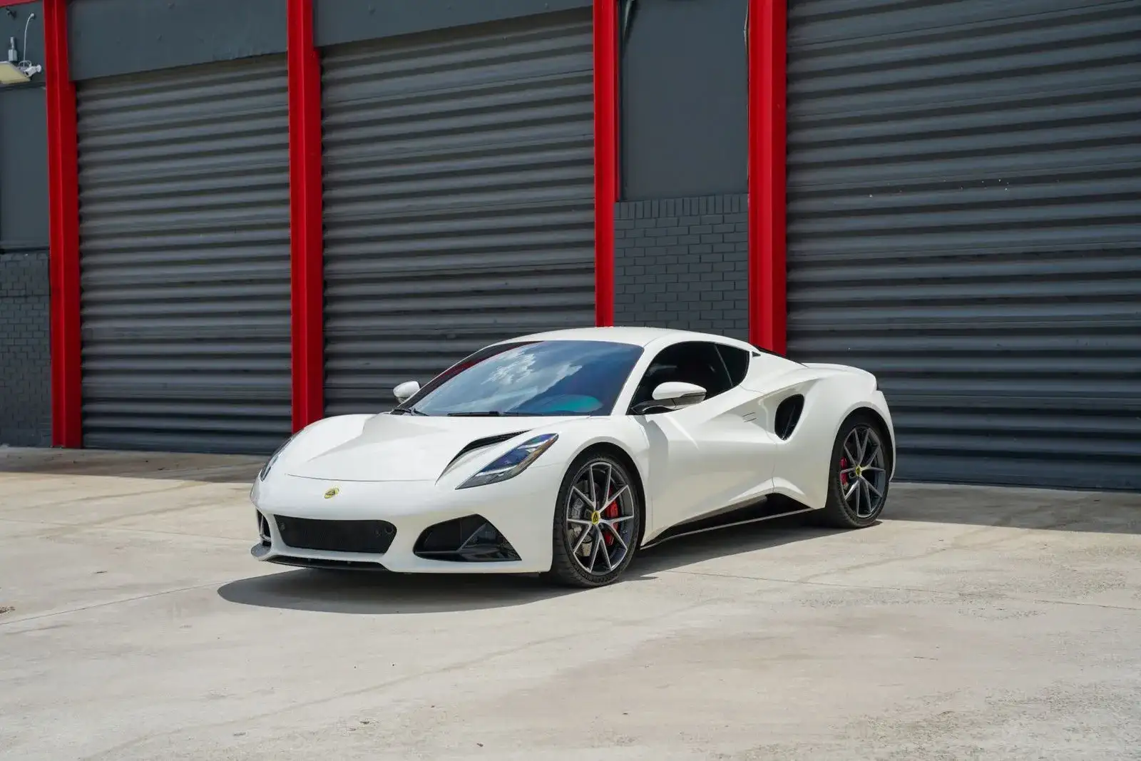 2024 Lotus Emira's photo