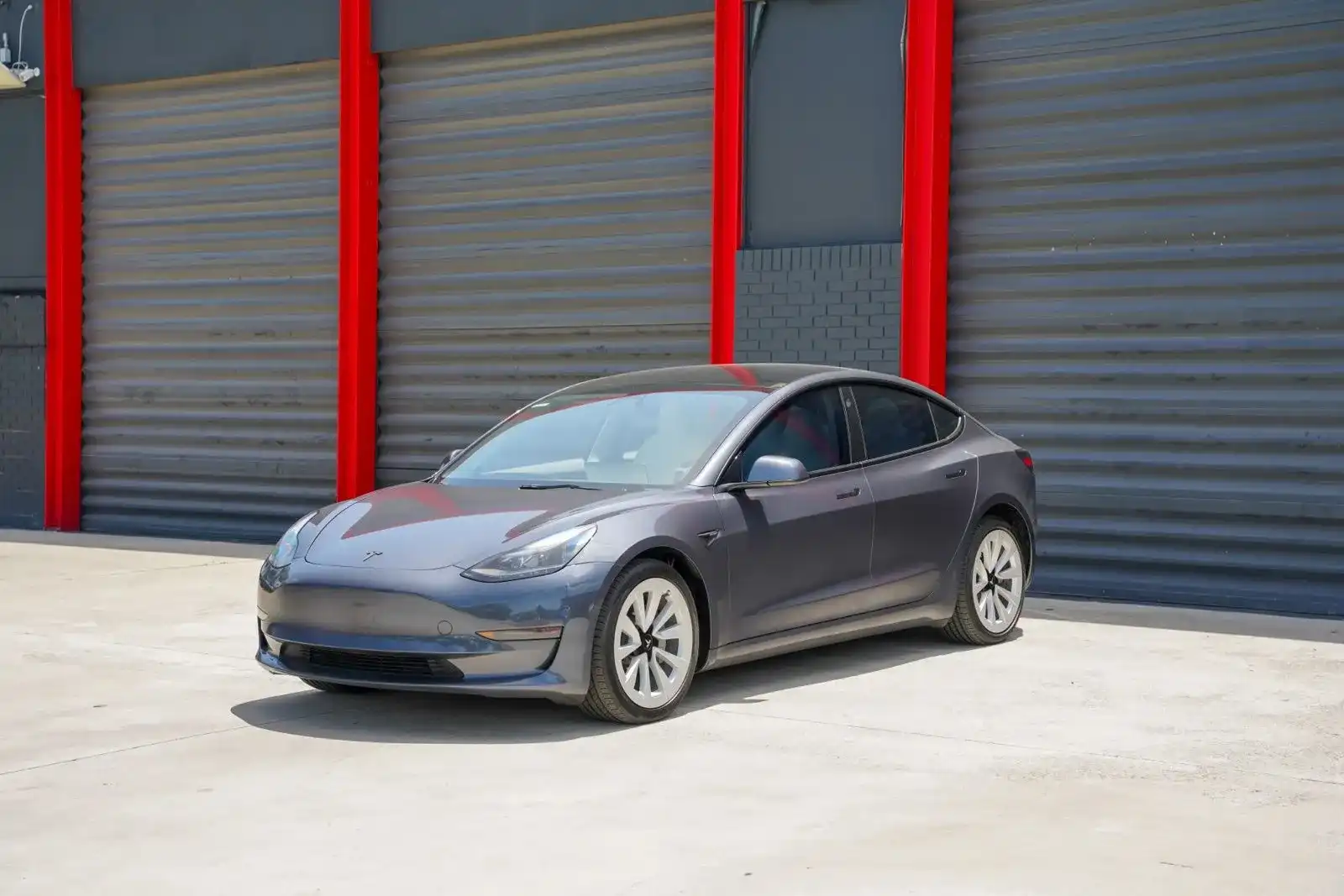 2023 Tesla Model 3 Base's photo