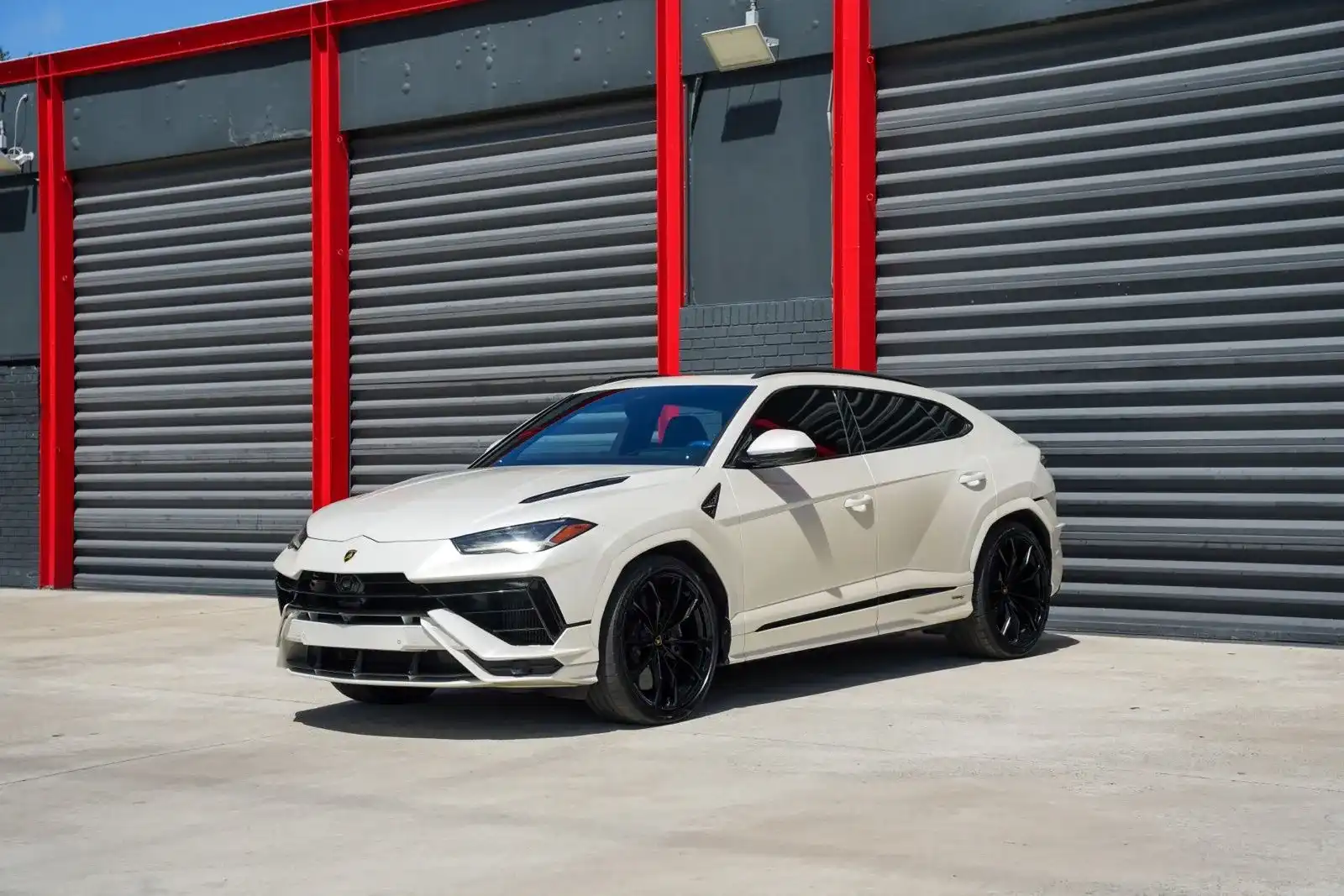 2024 Lamborghini Urus 4.0 V8 S's photo