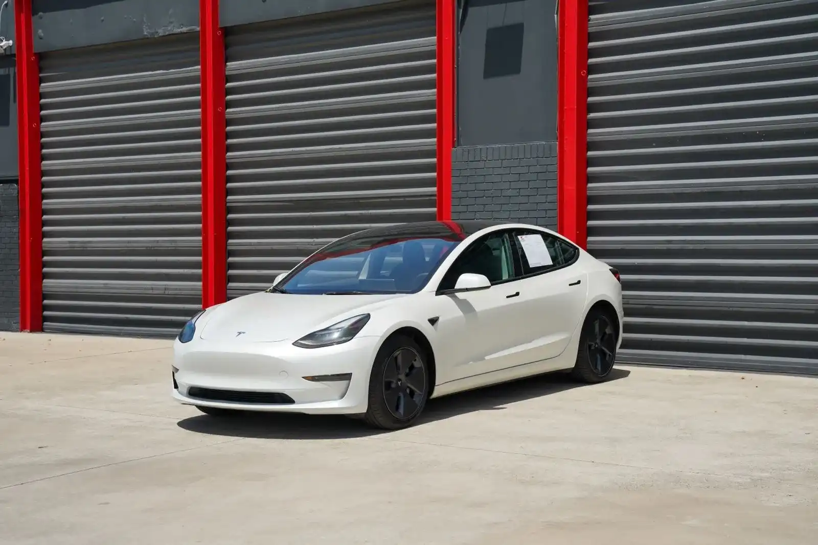 2023 Tesla Model 3 Base's photo