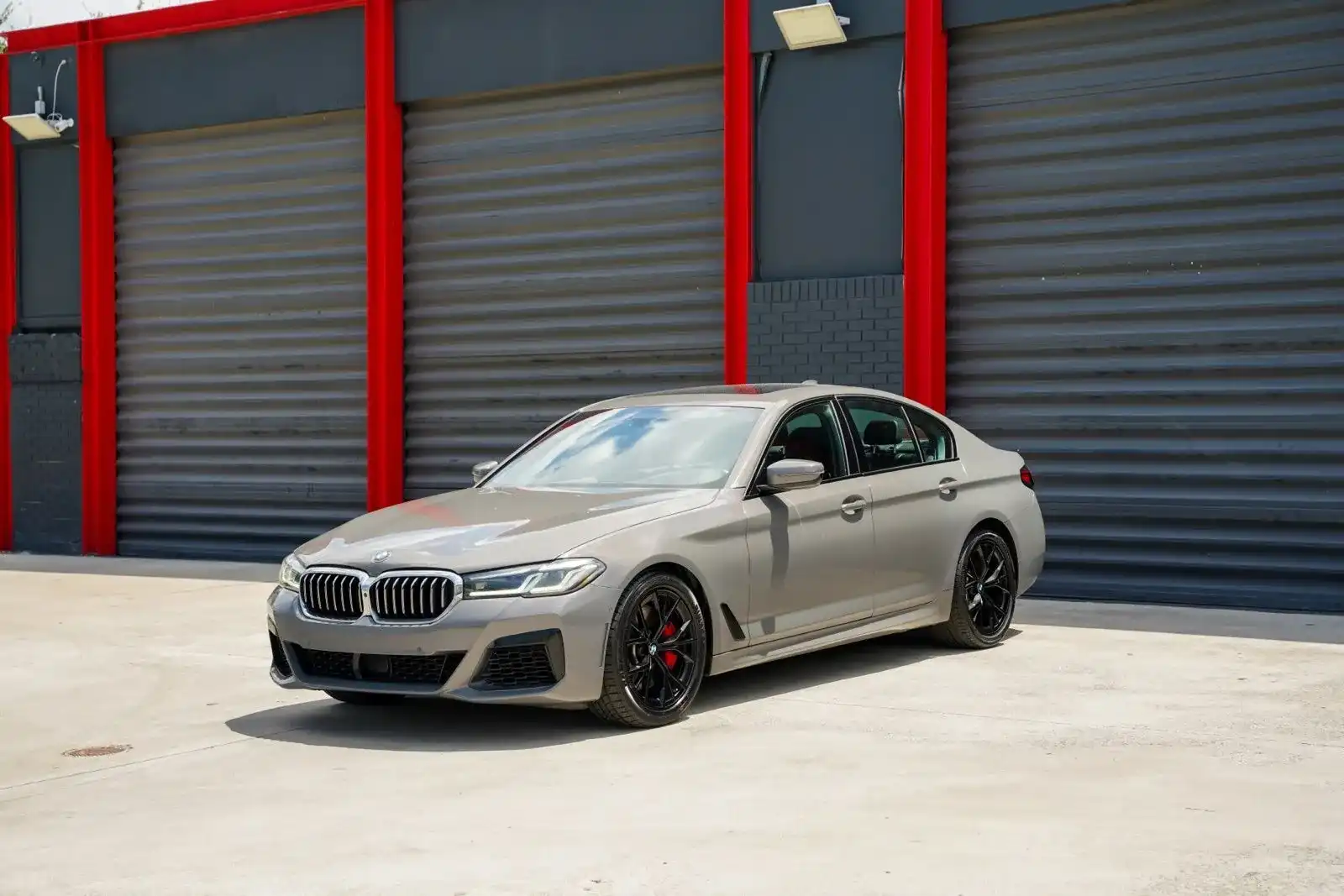 2021 BMW 5 Series 540i Sedan's photo