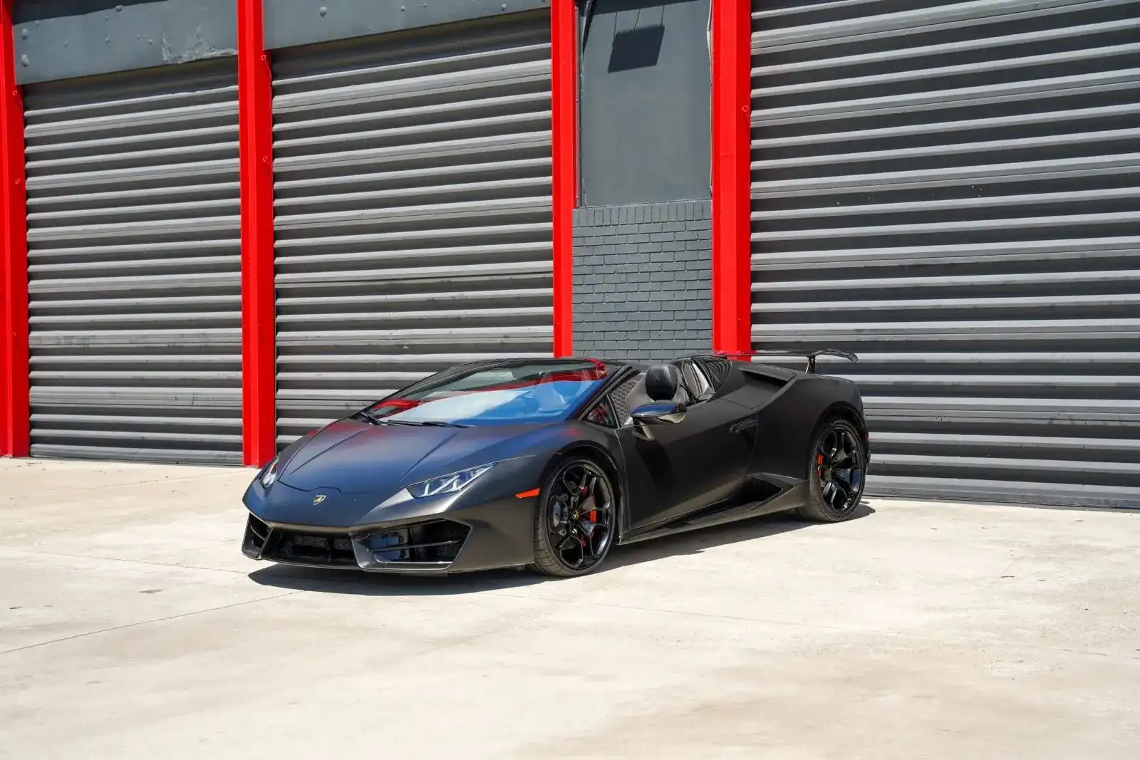 2019 Lamborghini Huracan LP 580-2 Spyder's photo