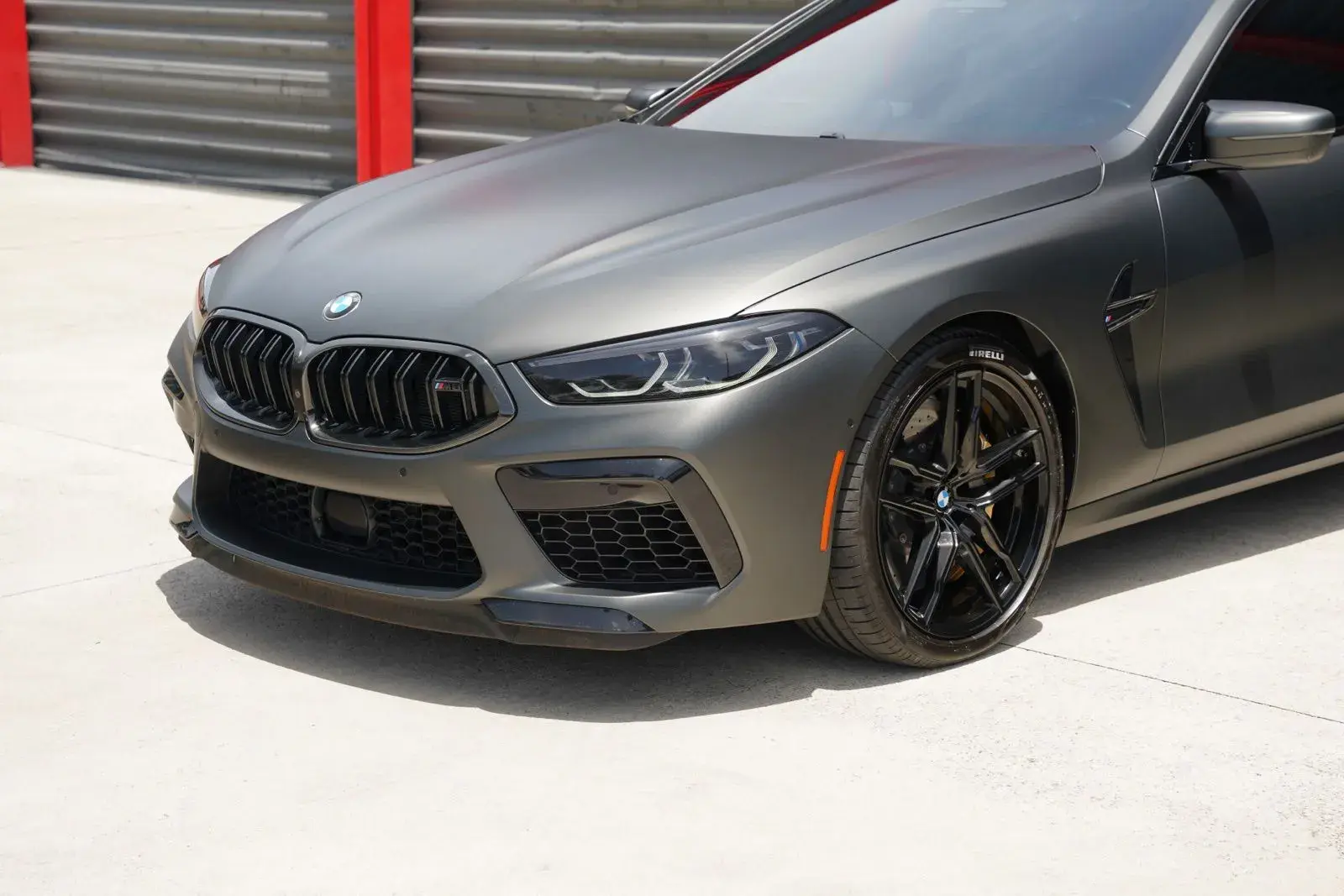 2021 BMW M8 Base photo 4