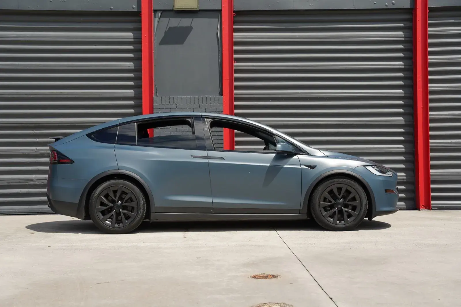2023 Tesla Model X Long Range photo 4