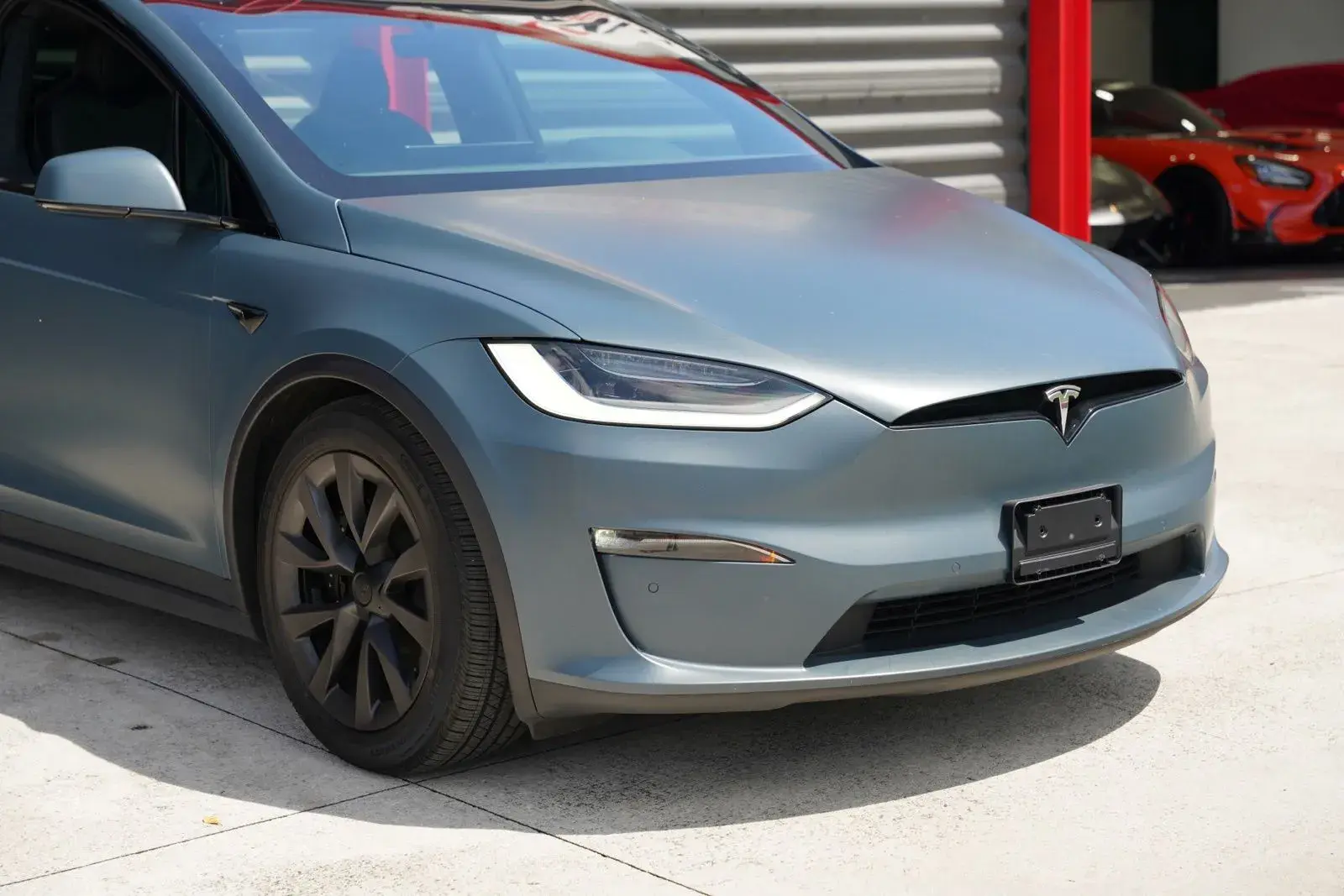 2023 Tesla Model X Long Range photo 5