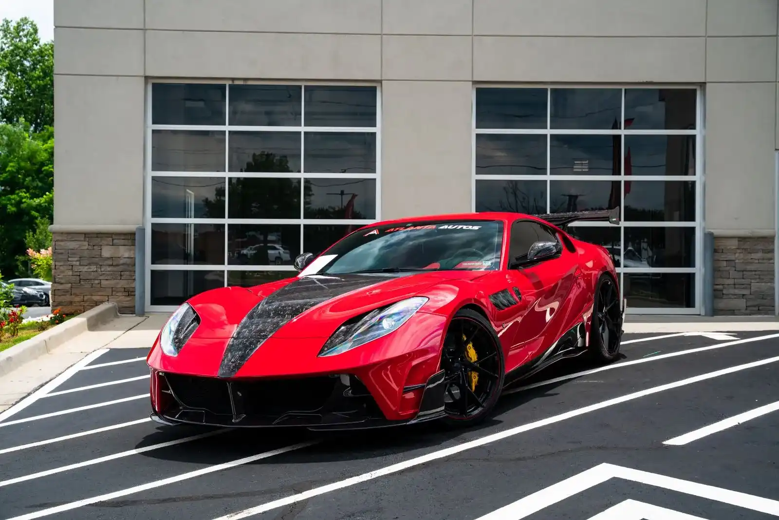 2020 Ferrari 812 Base's photo