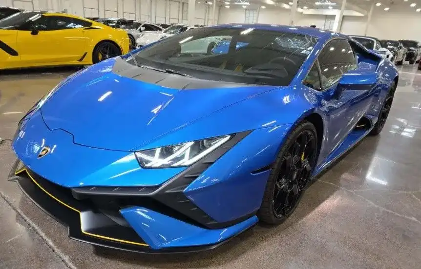 2023 Lamborghini Huracan Tecnica Coupe's photo