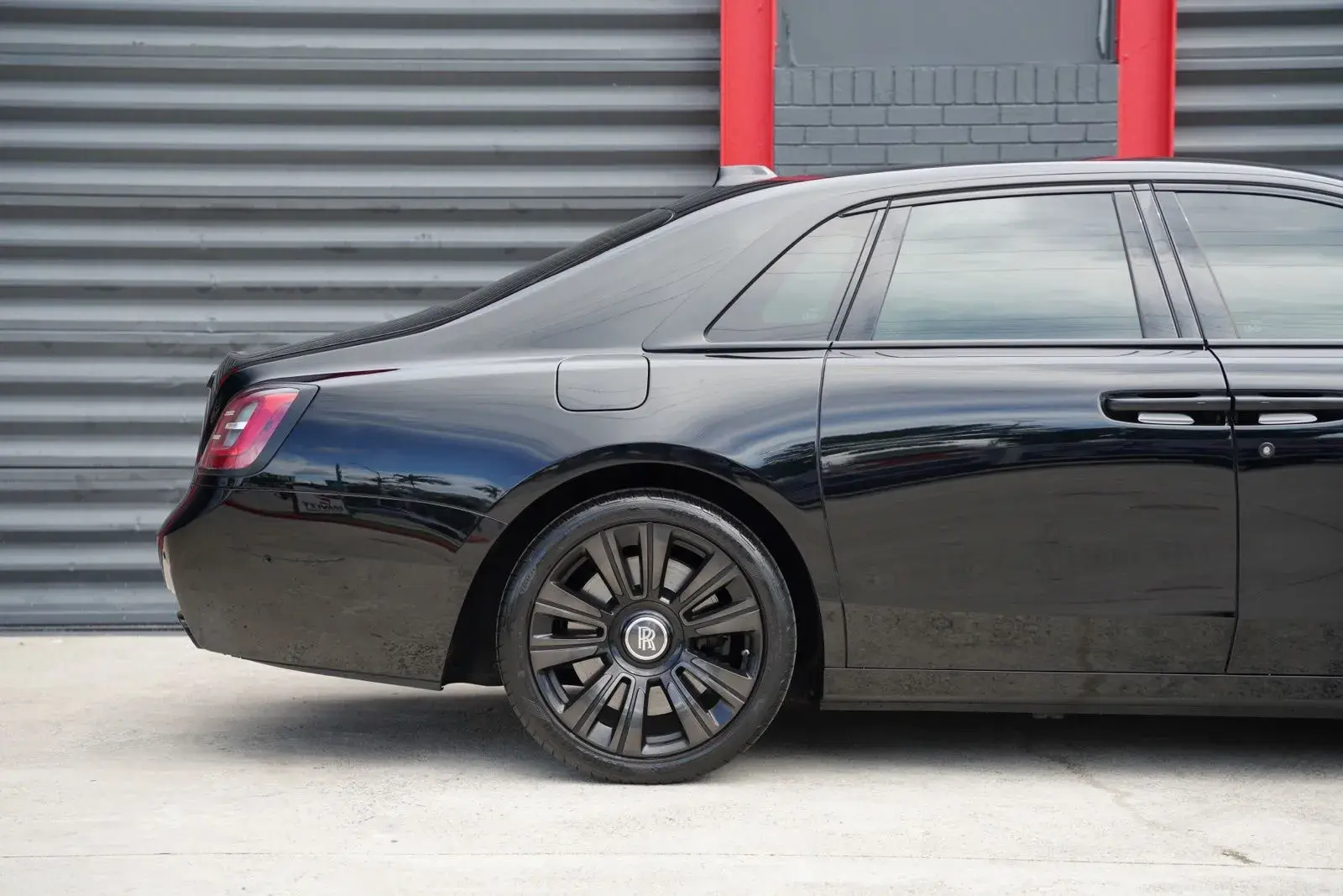 2022 Rolls-Royce Ghost Base photo 5