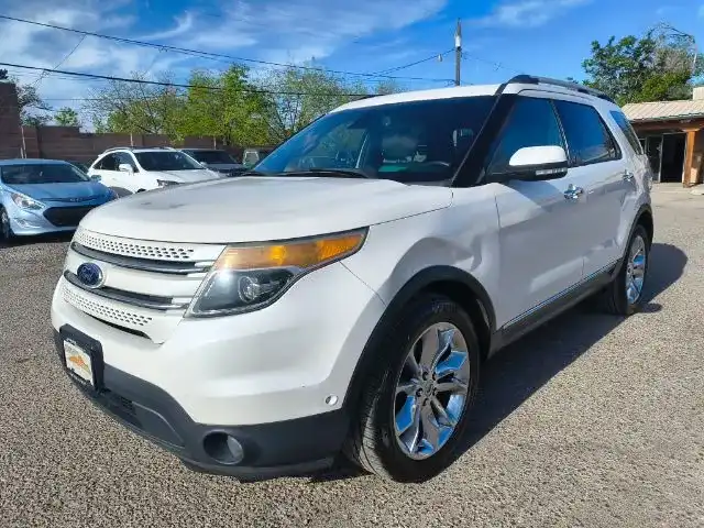2014 Ford Explorer Limited's photo