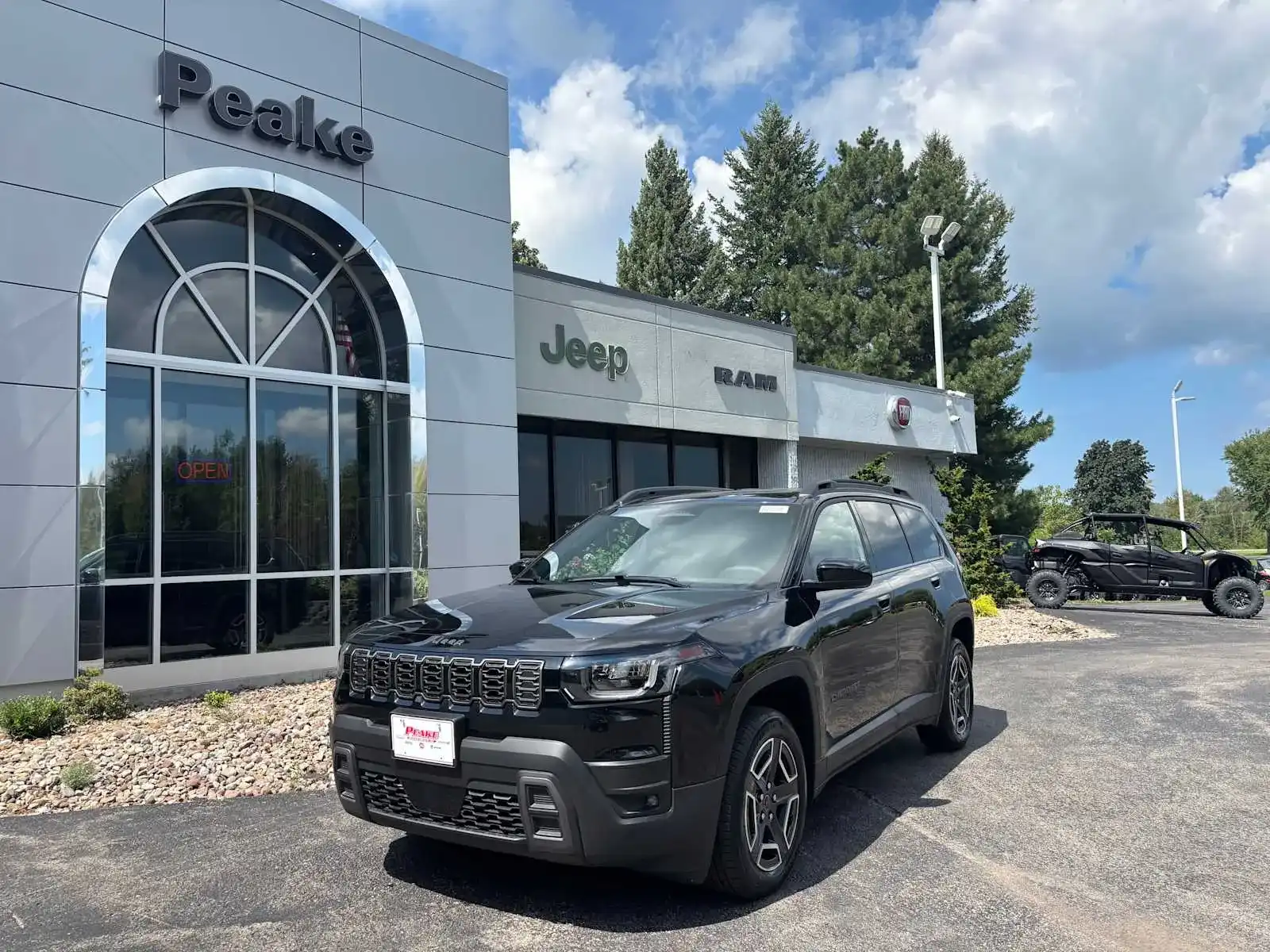 2026 Jeep Cherokee Laredo Hybrid 4WD's photo