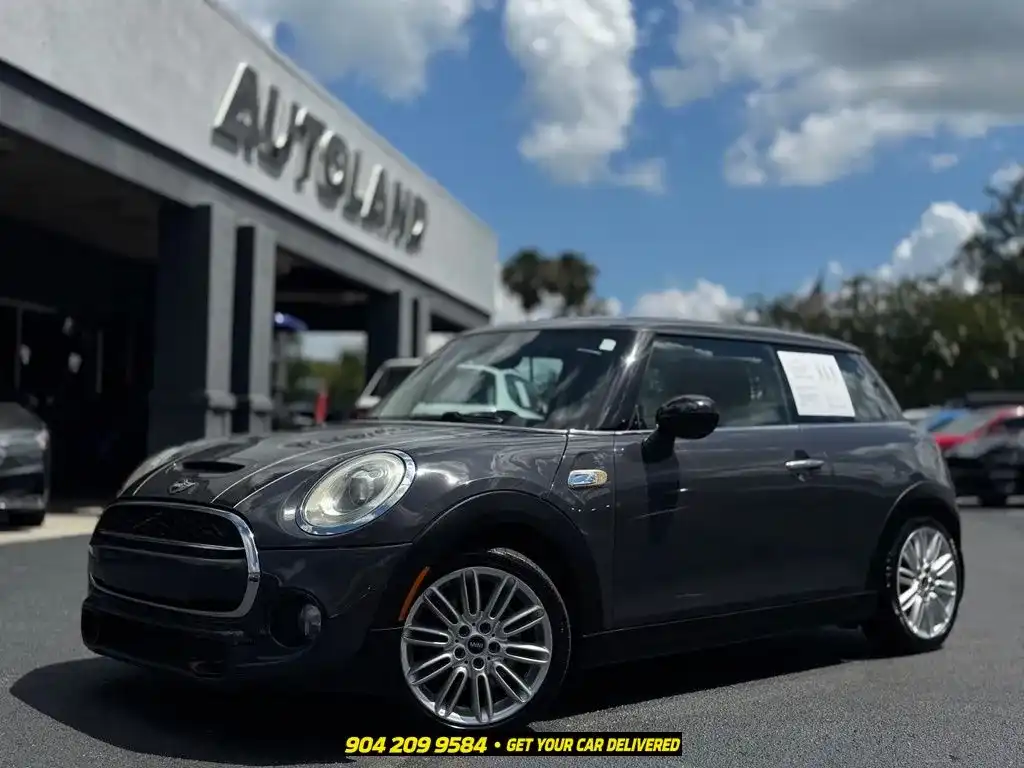 2015 MINI Cooper S's photo