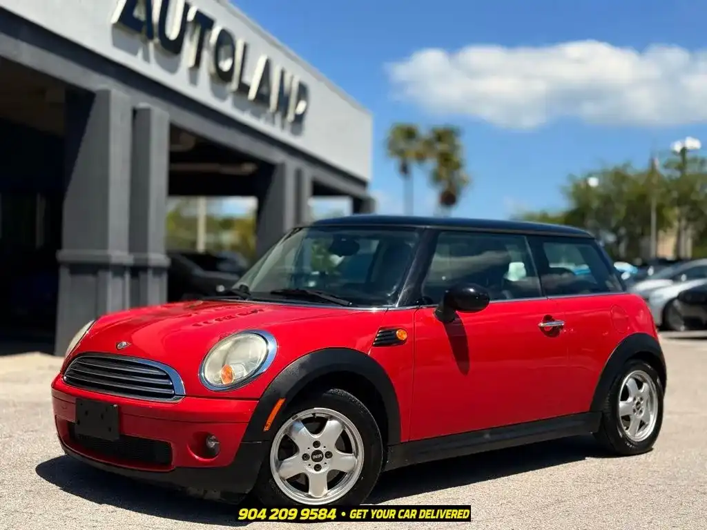 2010 MINI Cooper Base's photo