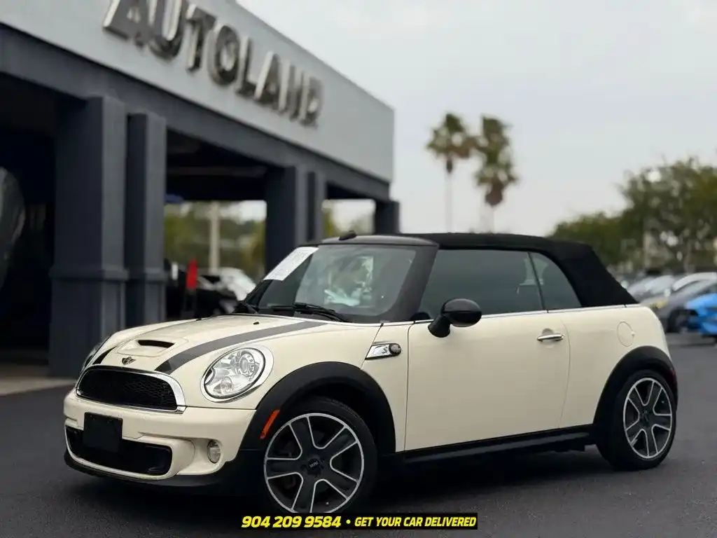 2014 MINI Cooper S's photo