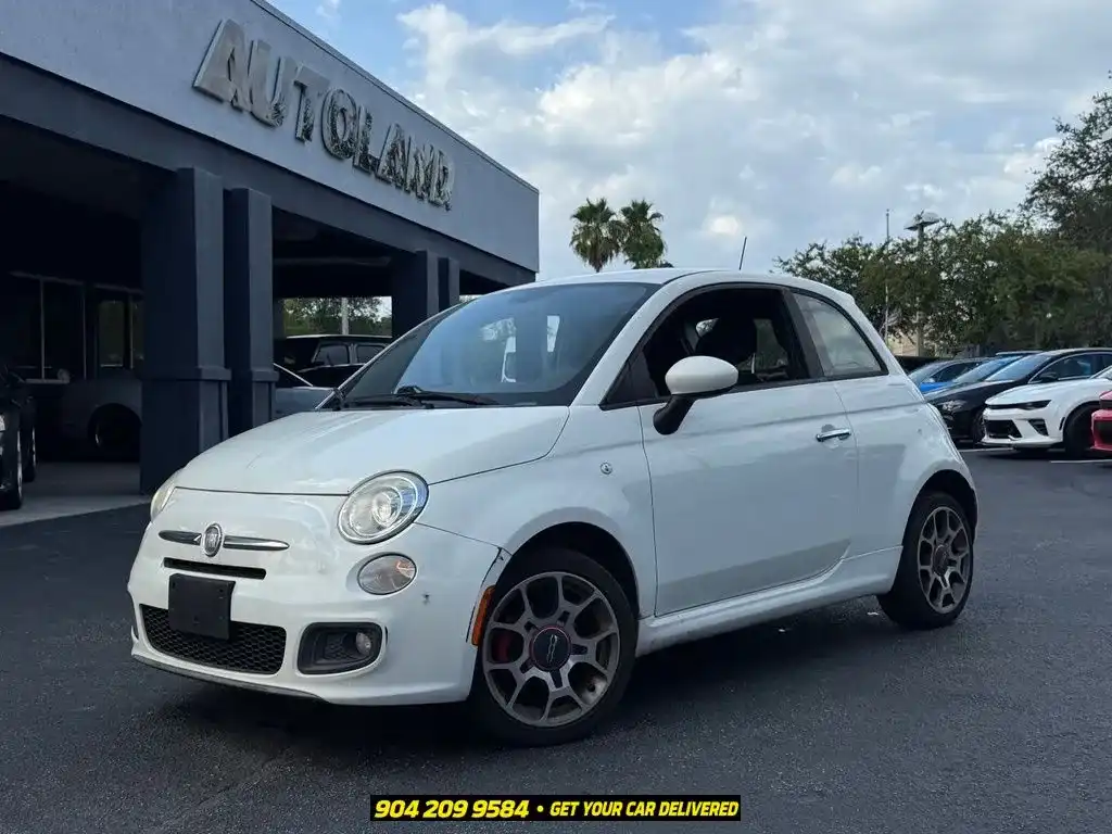 2013 FIAT 500 Sport's photo