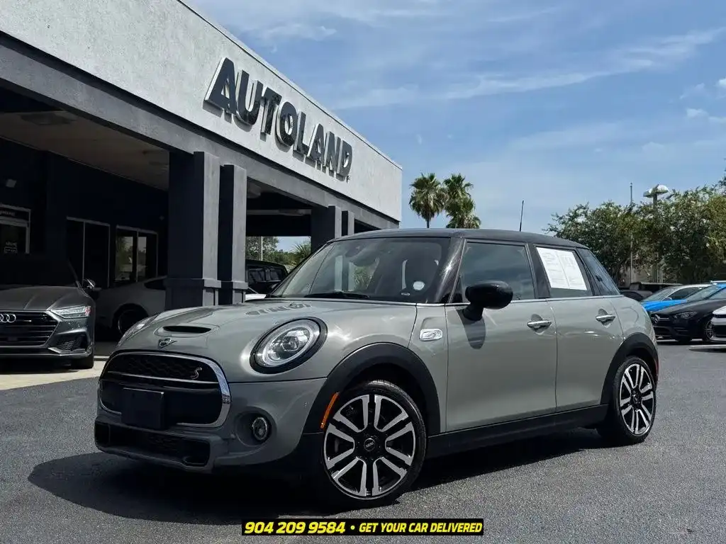 2021 MINI Hardtop Cooper S's photo