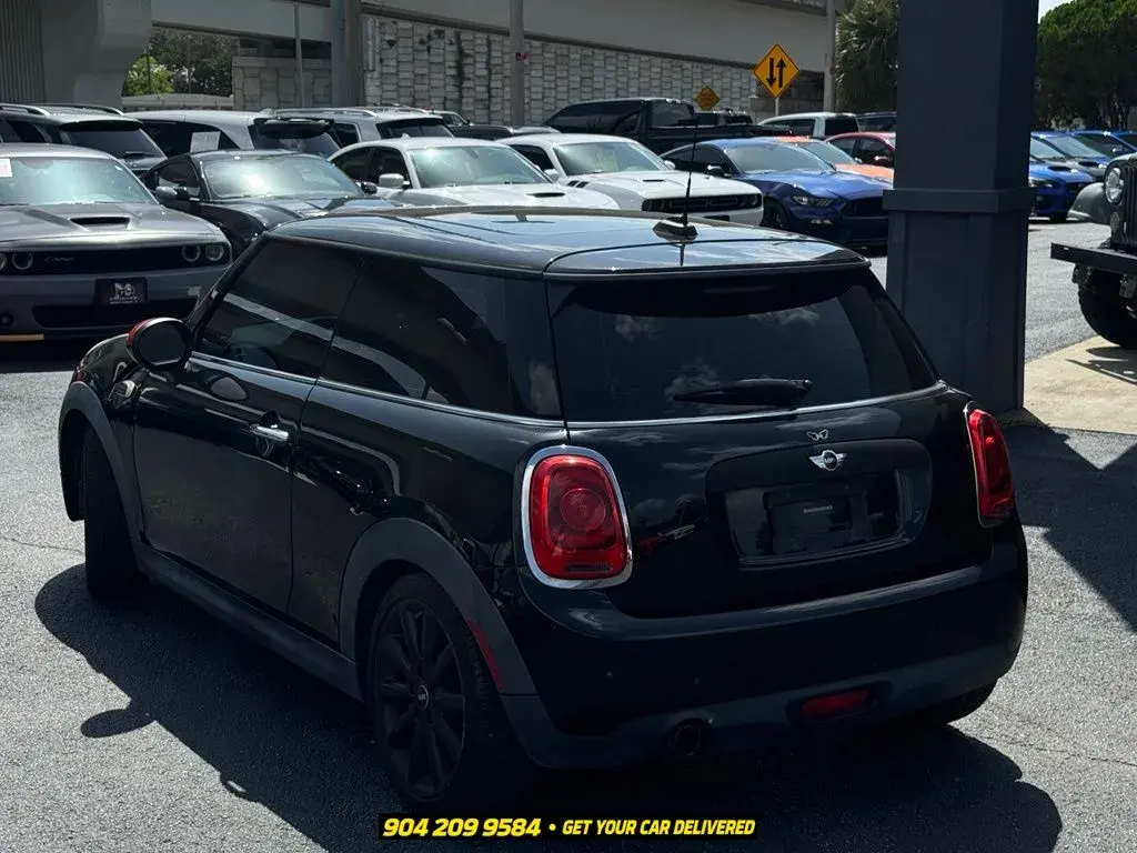 2015 MINI Cooper Base photo 3
