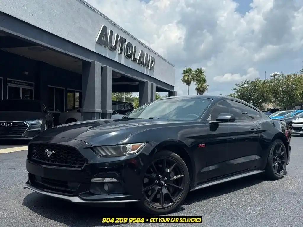 2017 Ford Mustang GT Coupe Premium's photo