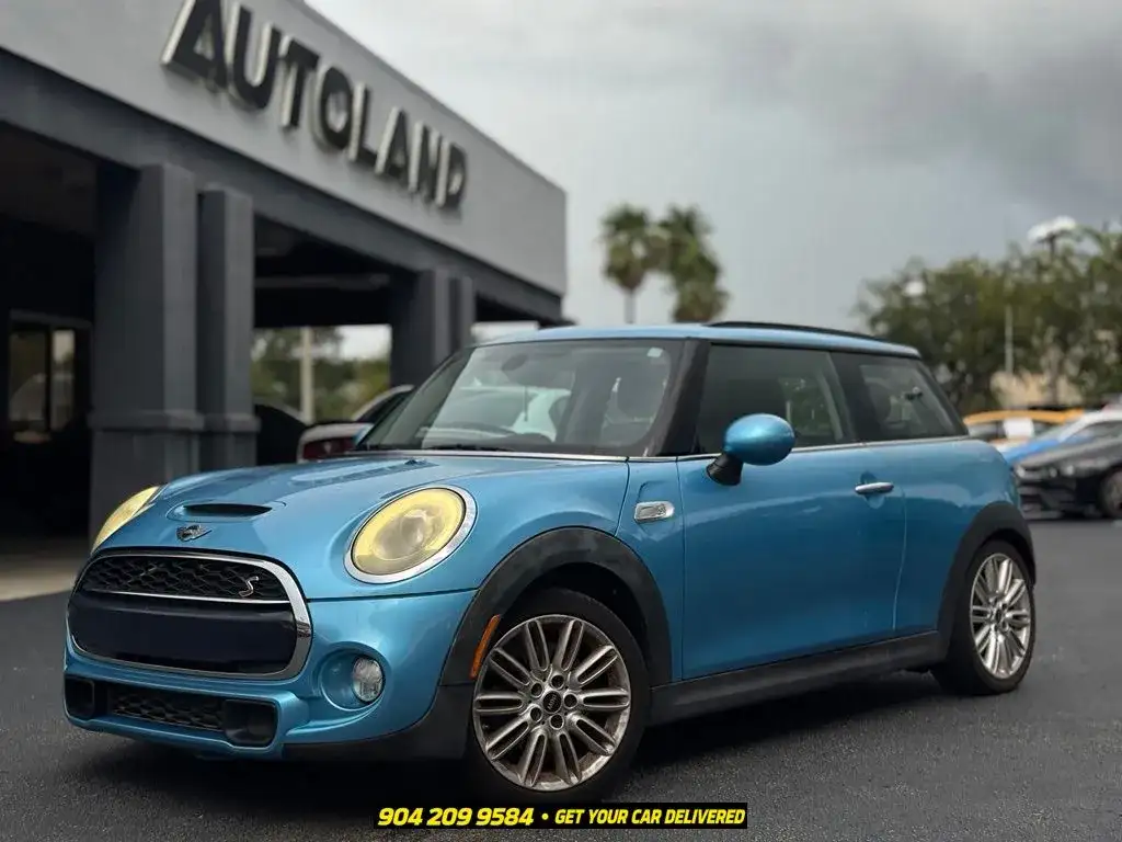 2015 MINI Cooper S's photo