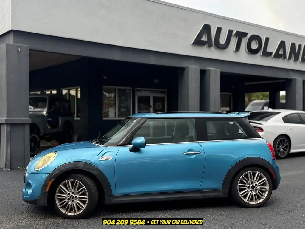 2015 MINI Cooper S photo 3