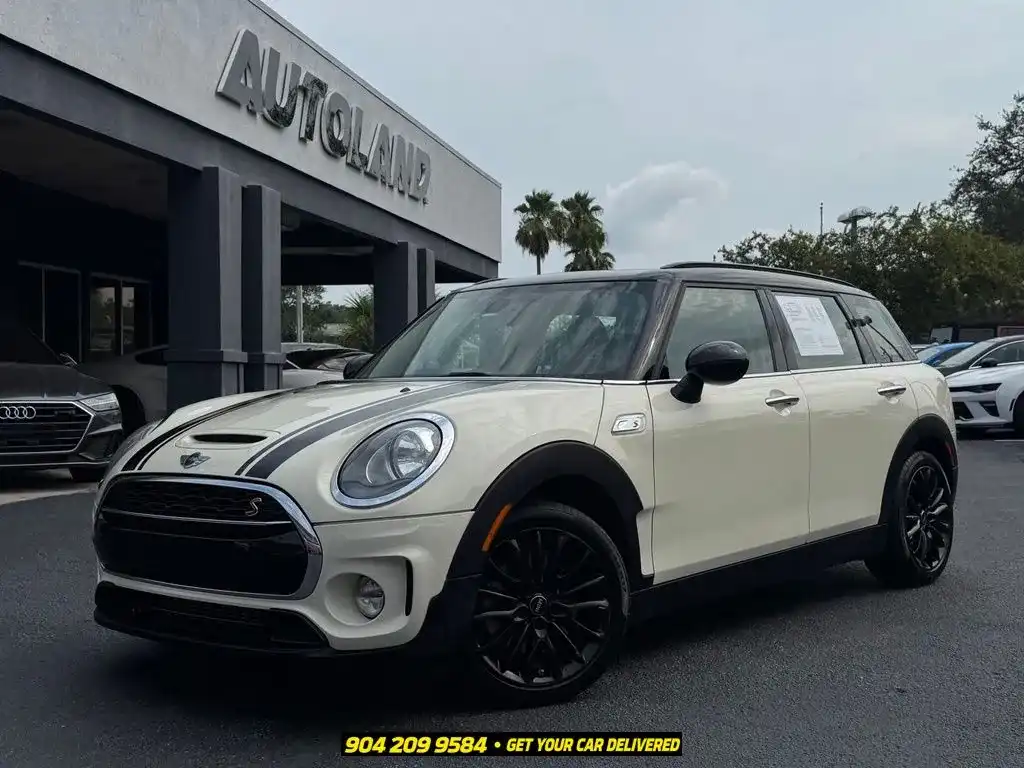 2018 MINI Clubman Cooper S's photo