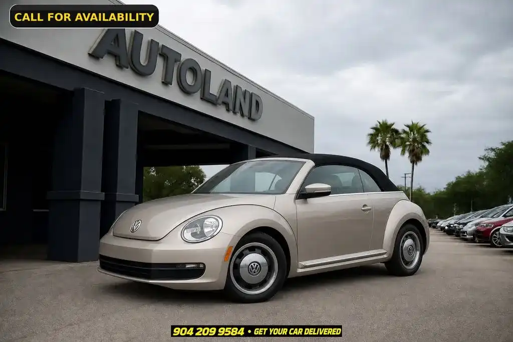 2013 Volkswagen Beetle 2.5L Conv. auto PZEV's photo