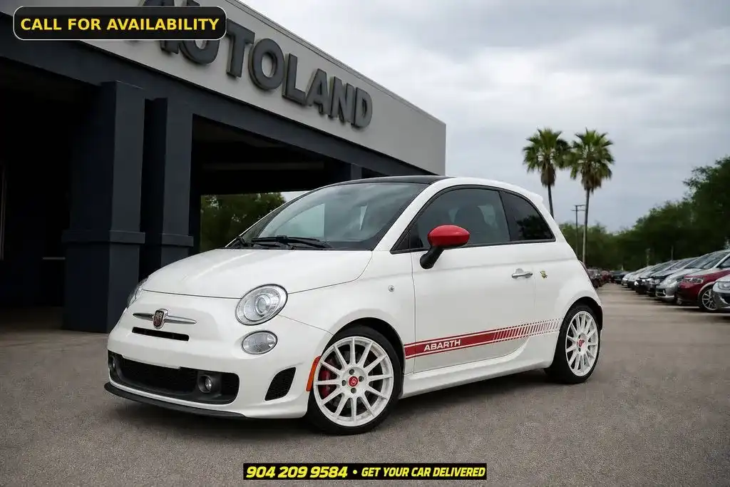 2012 FIAT 500 Abarth's photo
