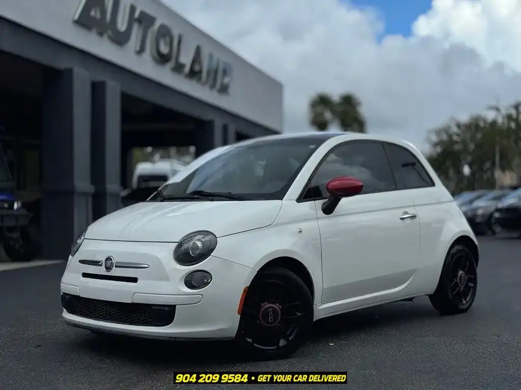 2015 FIAT 500 Pop's photo