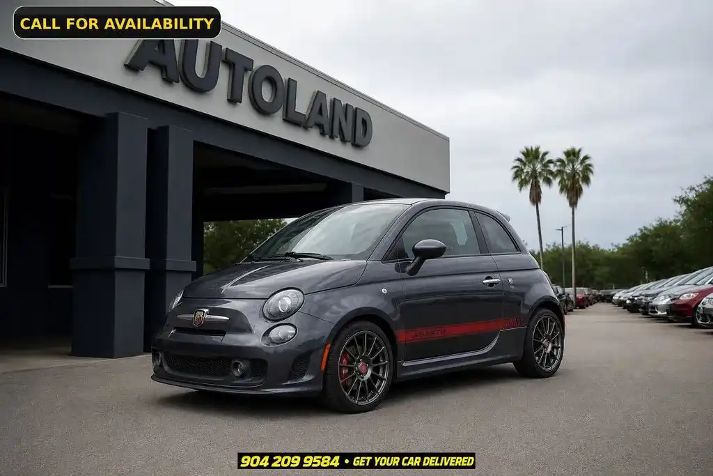 2015 FIAT 500 Abarth's photo