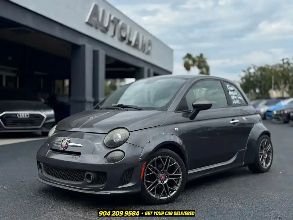 2015 FIAT 500 Abarth's photo