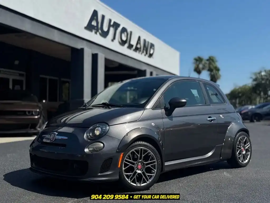 2015 FIAT 500 Abarth's photo
