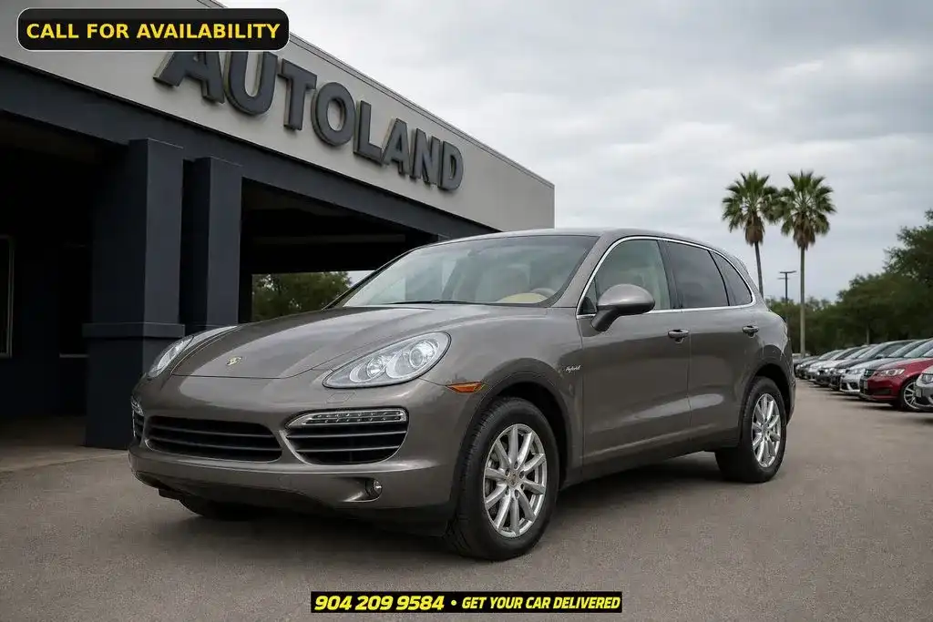 2014 Porsche Cayenne S Hybrid's photo