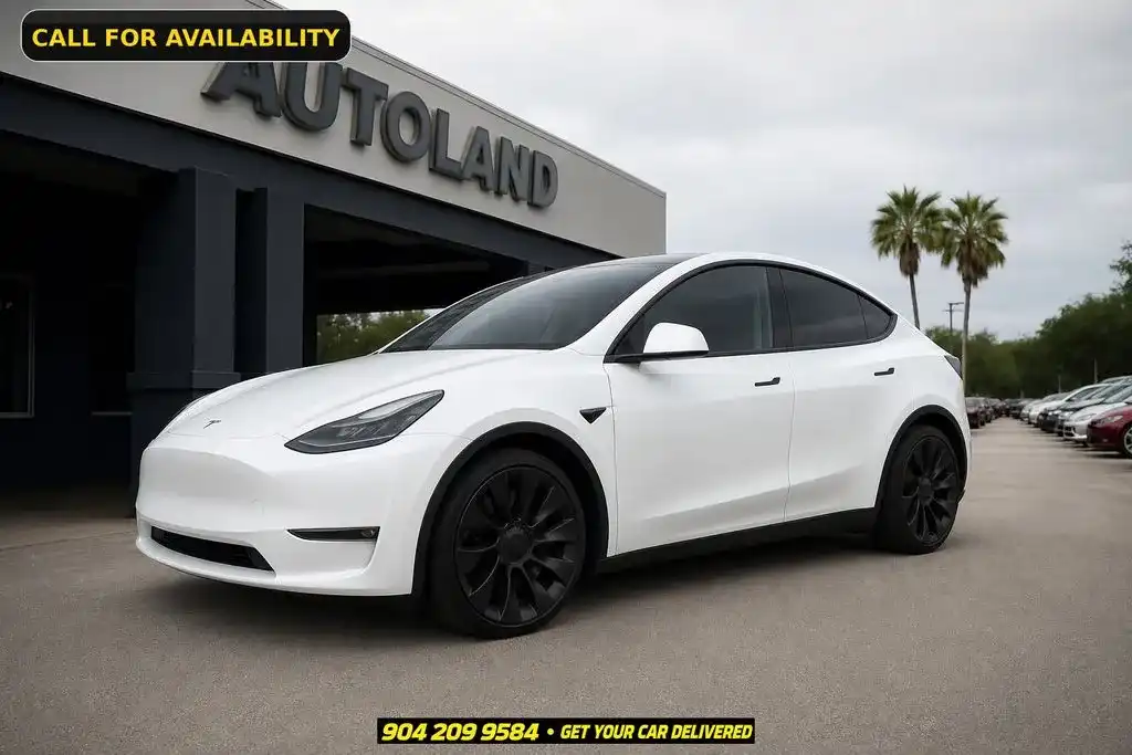 2022 Tesla Model Y Performance Dual Motor All-Wheel Drive's photo