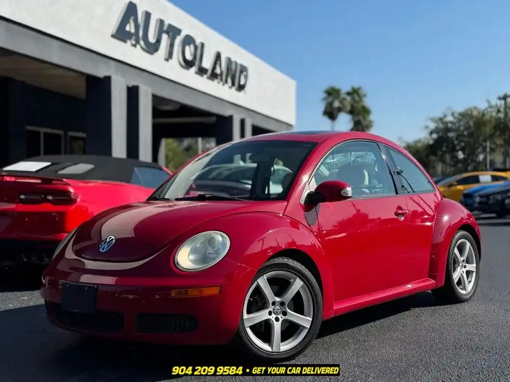 2010 Volkswagen Beetle 2.5 AUTO's photo