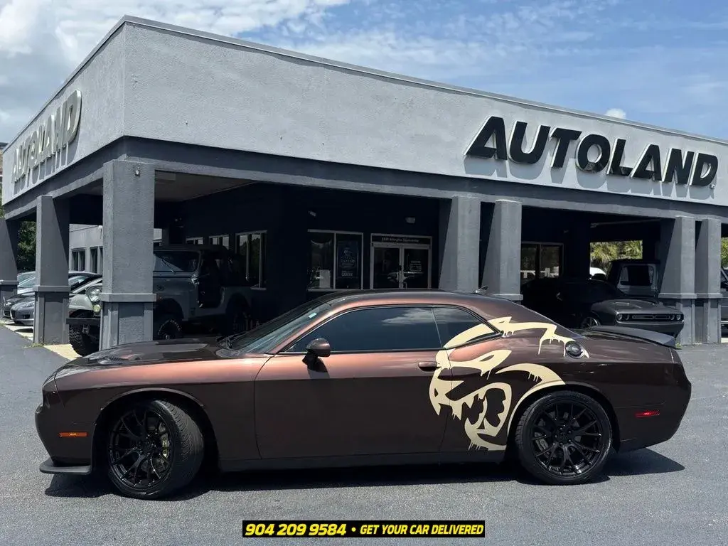 2016 Dodge Challenger SRT Hellcat photo 5